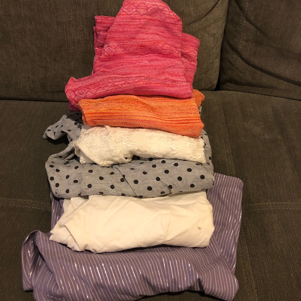 Quarter sleeve tops